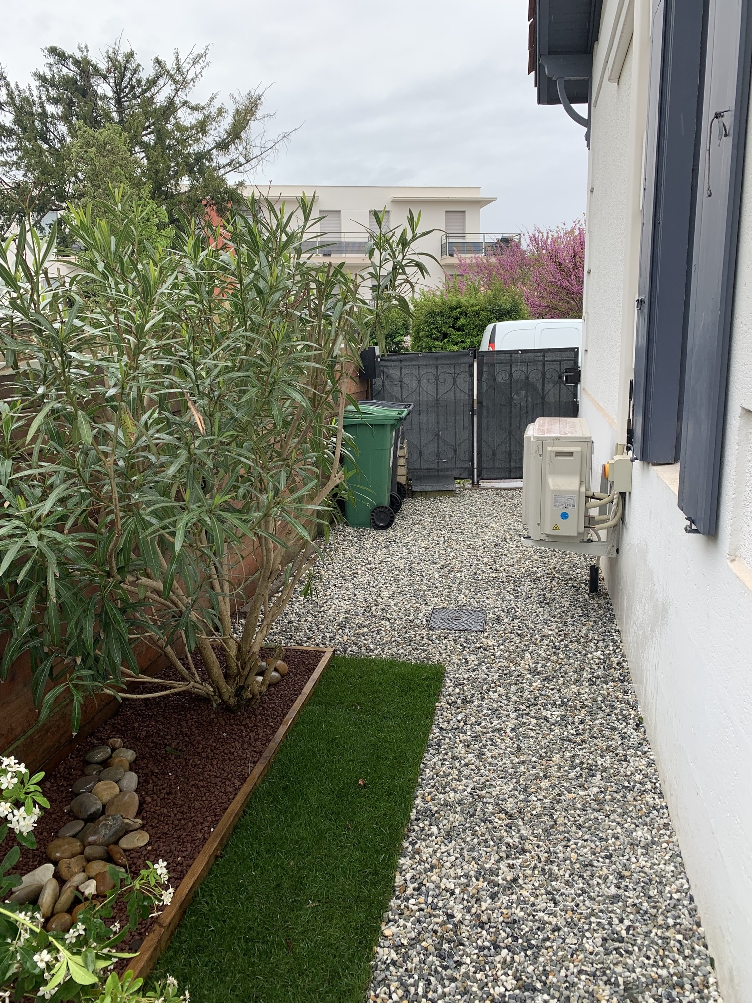 Aménagement paysager d&rsquo;un petit jardin à Le Bouscat