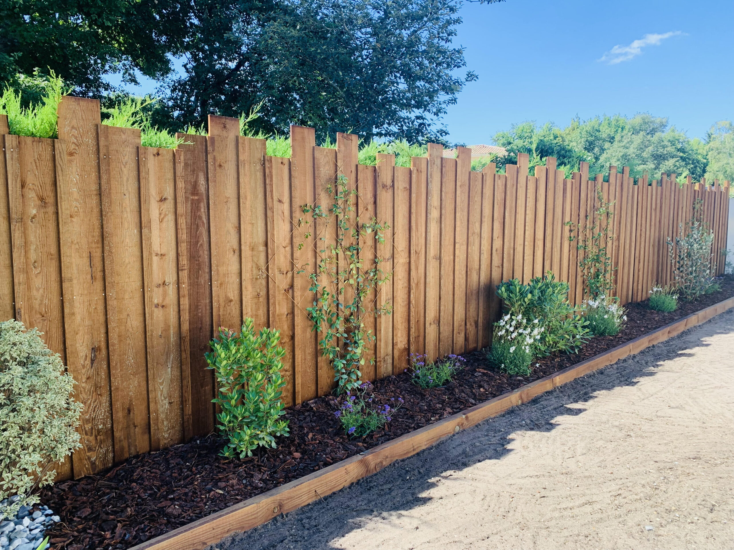 Pose de clôture Bois autoclave Classe IV en Gironde