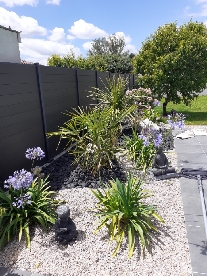 Création d&rsquo;un massif sur Cestas