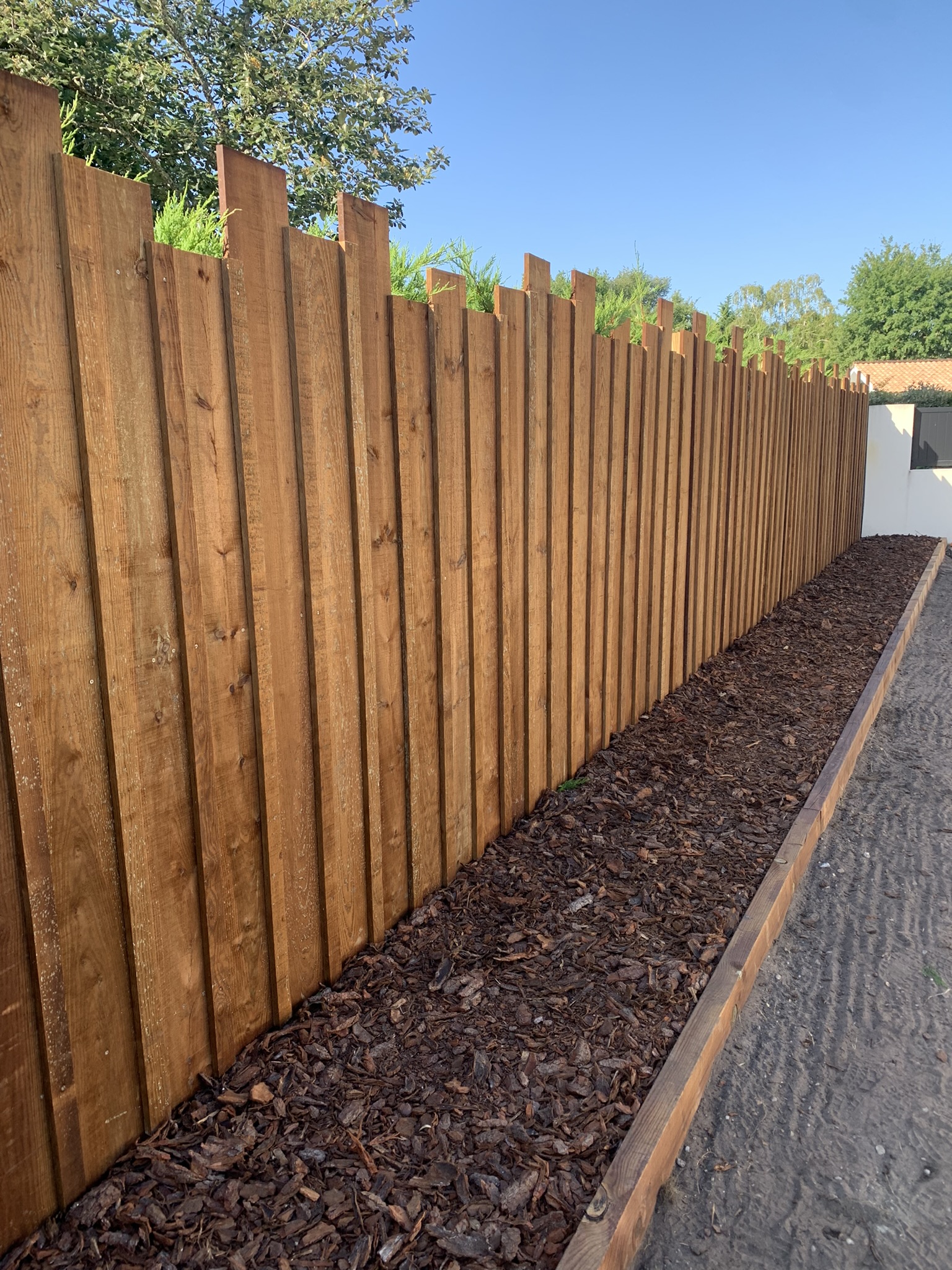 Pose de clôture Bois autoclave Classe IV en Gironde