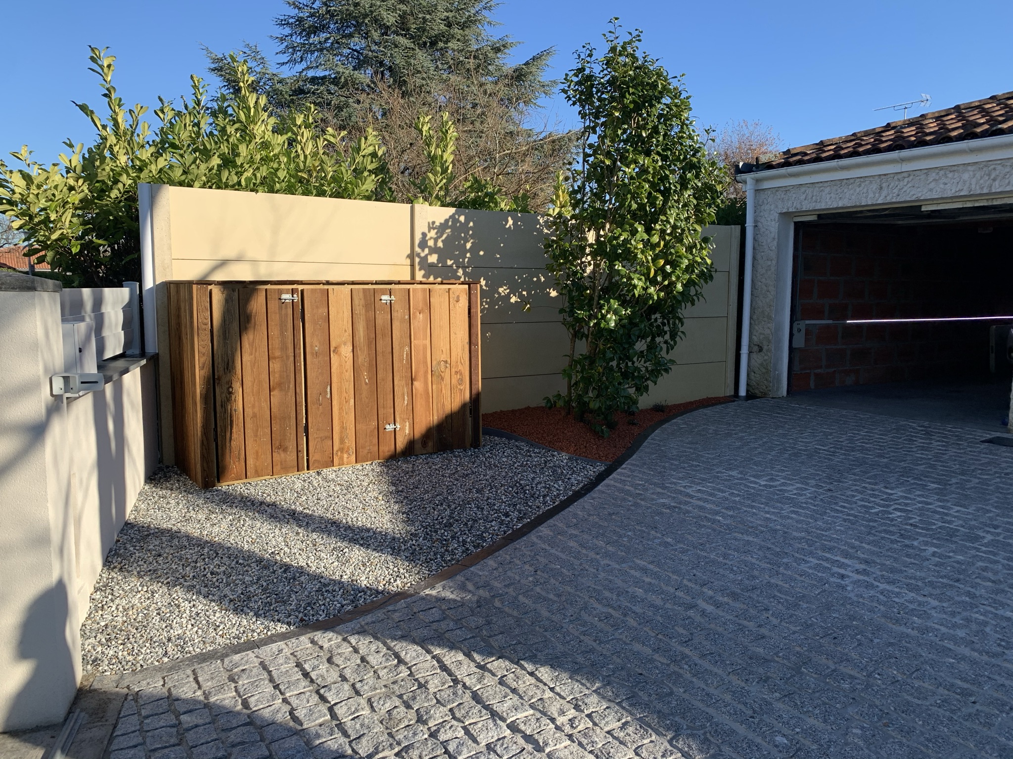 Création d&rsquo;un parking en pavés granit