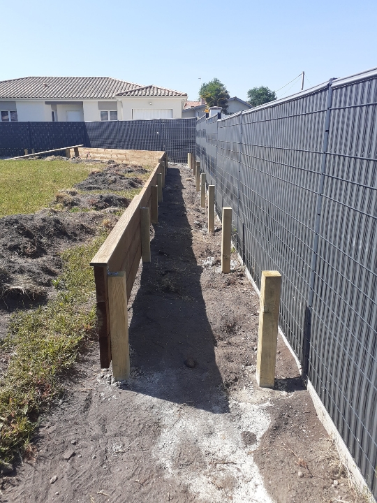 Aménagement de jardin pour cacher le vis-à-vis à Léognan